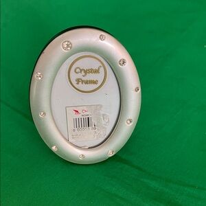 Elegant Oval Crystal Frame